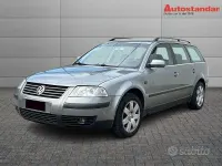 Usata VW Passat Business 131 CV (96 kW) 2003 Grigio Station wagon