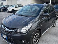 Usata Opel Karl Rocks 73 CV (53 kW) 2019 Grigio Utilitaria