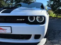 Usata Dodge Challenger 309 CV (227 kW) 2022 Bianco Coupé