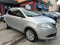Usata Lancia Ypsilon Gold 69 CV (50 kW) 2012 Grigio Utilitaria