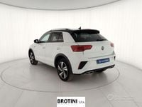 Usata VW T-Roc R-line 150 CV (110 kW) 2023 Bianco SUV
