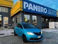 Usata Lancia Ypsilon Gold 69 CV (50 kW) 2021 Blu Utilitaria