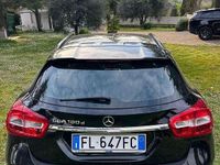 Begagnad Mercedes GLA180 Business 109 HK (80 kW) 2017 Svart SUV