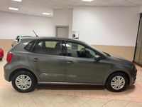 Usata VW Polo Trendline 75 CV (55 kW) 2014 Grigio Berlina
