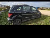 Usata Mercedes B200 140 CV (102 kW) 2006 Nero Monovolume