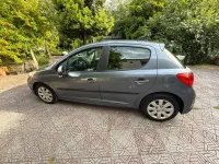 Usata Peugeot 207 70 CV (51 kW) 2007 Grigio Berlina