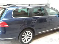Usata VW Passat 150 CV (110 kW) 2014 Blu Station wagon