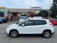 Usata Peugeot 2008 Active 68 CV (50 kW) 2014 Bianco SUV