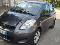 Usata Toyota Yaris 65 CV (47 kW) 2010 Utilitaria
