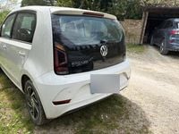 Begagnad VW up! 2019 Vit Halvkombi