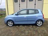 Usata Kia Picanto 63 CV (46 kW) 2008 Blu/azzurro Utilitaria