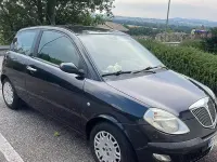 Usata Lancia Ypsilon 60 CV (44 kW) 2003 Bluazzurro Utilitaria