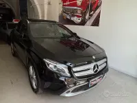 Usata Mercedes GLA200 136 CV (100 kW) 2016 Nero SUV