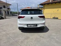 Usata VW Golf VII Life 150 CV (110 kW) 2021 Bianco Utilitaria