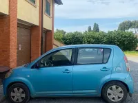 Usata Daihatsu Sirion 87 CV (63 kW) 2005 Blu Utilitaria