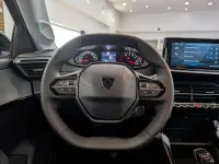 Nuova Peugeot 208 Style 101 CV (74 kW) 2025 Nero Utilitaria