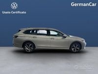 Usata VW Passat Business 204 CV (150 kW) 2024 Grigio Station wagon