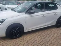 Usata Opel Corsa 101 CV (74 kW) 2023 Bianco Utilitaria