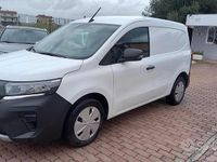 Usata Nissan Townstar 131 CV (96 kW) 2022 Bianco Furgone