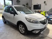 Usata Renault Scénic III XMOD 110 CV (80 kW) 2013 Bianco Monovolume
