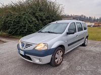Usata Dacia Logan MCV Lauréate 70 CV (51 kW) 2007 Grigio Station wagon