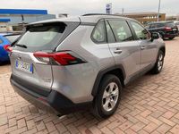 Usata Toyota RAV4 Hybrid Active 222 CV (163 kW) 2019 Argento SUV