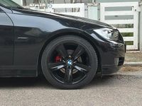 Usata BMW 318 122 CV (89 kW) 2005 Nero Berlina