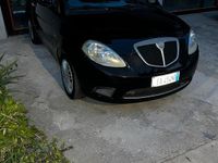 Usata Lancia Ypsilon 69 CV (50 kW) 2011 Nero Utilitaria
