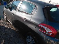 Usata Peugeot 208 68 CV (50 kW) 2014 Utilitaria