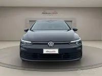Usata VW Golf VIII Life 110 CV (80 kW) 2023 Grigio Berlina
