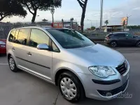 Usata VW Touran 102 CV (75 kW) 2007 Grigio Monovolume