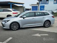 Usata Toyota Corolla Business Edition 152 CV (111 kW) 2020 Grigio Station wagon