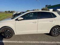 Usata VW Polo Life 80 CV (58 kW) 2024 Bianco Utilitaria