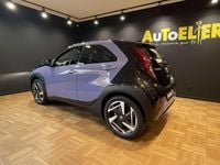 Nuova Toyota Aygo X 117 CV (86 kW) 2026 Lavander & black SUV