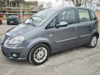 Usata Lancia Musa 120 CV (88 kW) 2010 Grigio Monovolume