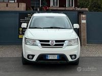Usata Fiat Freemont Lounge 140 CV (102 kW) 2013 Bianco SUV