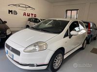 Usata Fiat Grande Punto 69 CV (50 kW) 2010 Bianco Utilitaria