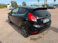 Usata Ford Fiesta Titanium 95 CV (69 kW) 2014 Nero Utilitaria