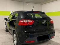 Usata Kia Rio EX 86 CV (63 kW) 2011 Nero Berlina