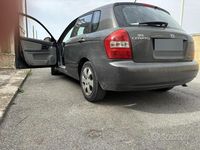 Usata Kia Cerato 1999 Verde Utilitaria