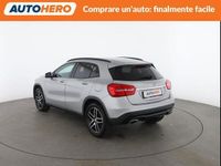 Usata Mercedes GLA200 135 CV (99 kW) 2016 Argento SUV