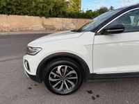 Usata VW T-Roc Style 150 CV (110 kW) 2024 Bianco SUV