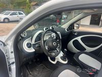 Usata Smart ForFour Passion 90 CV (66 kW) 2015 Bianco Utilitaria