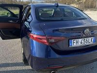 Używany Alfa Romeo Giulia Business 180 KM (132 kW) 2017 Niebieski Sedan/Limuzyna