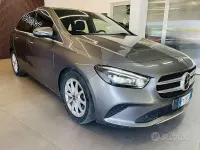 Usata Mercedes B180 116 CV (85 kW) 2019 Grigio Utilitaria
