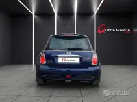 Usata Mini Cooper S 170 CV (125 kW) 2005 Bluazzurro Utilitaria
