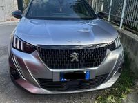 Usata Peugeot 2008 GT-line 102 CV (75 kW) 2020 Grigio SUV