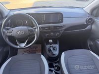 Usata Hyundai i10 65 CV (47 kW) 2023 Bianco Utilitaria