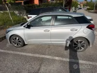 Usata Hyundai i20 75 CV (55 kW) 2015 Grigio Berlina