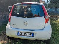 Usata Opel Agila 65 CV (47 kW) 2011 Bianco Utilitaria